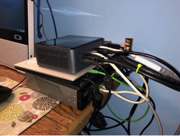 Enrico's science project for a passive USB gateway