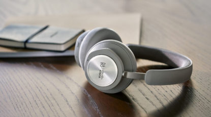 Ya está disponible: El auricular híbrido diseñado para la vida y perfeccionado para los negocios